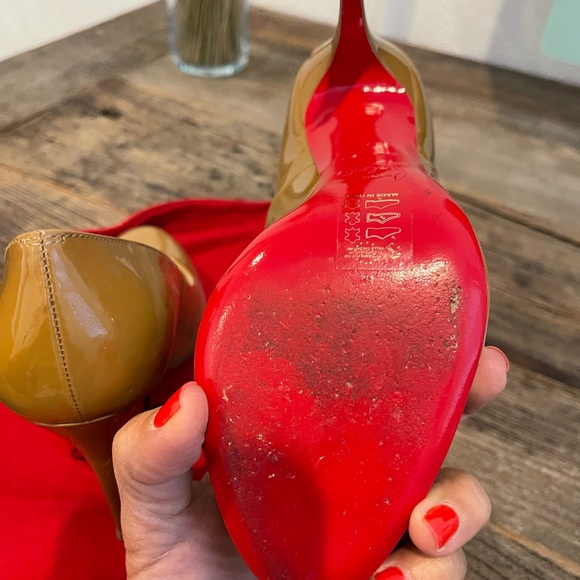 Beige leather patent, 4” heels - Picture 3 of 6